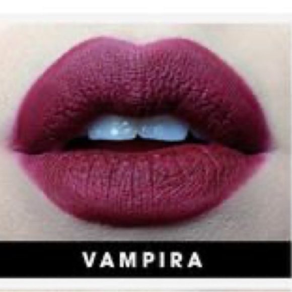 Kat Von D Lipstick VAMPIRA NEW RARE HTF - Picture 3 of 3